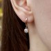 Золотые серьги-подвески с фианитами. Артикул: 010056 Золотые серьги-подвески с фианитами. Артикул: 010056