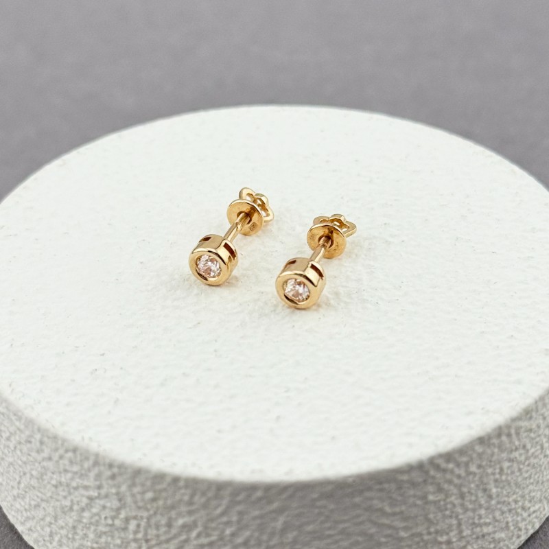 Золотые серьги-пусеты с фианитами. Артикул: 010392 Золотые серьги-пусеты с фианитами. Артикул: 010392